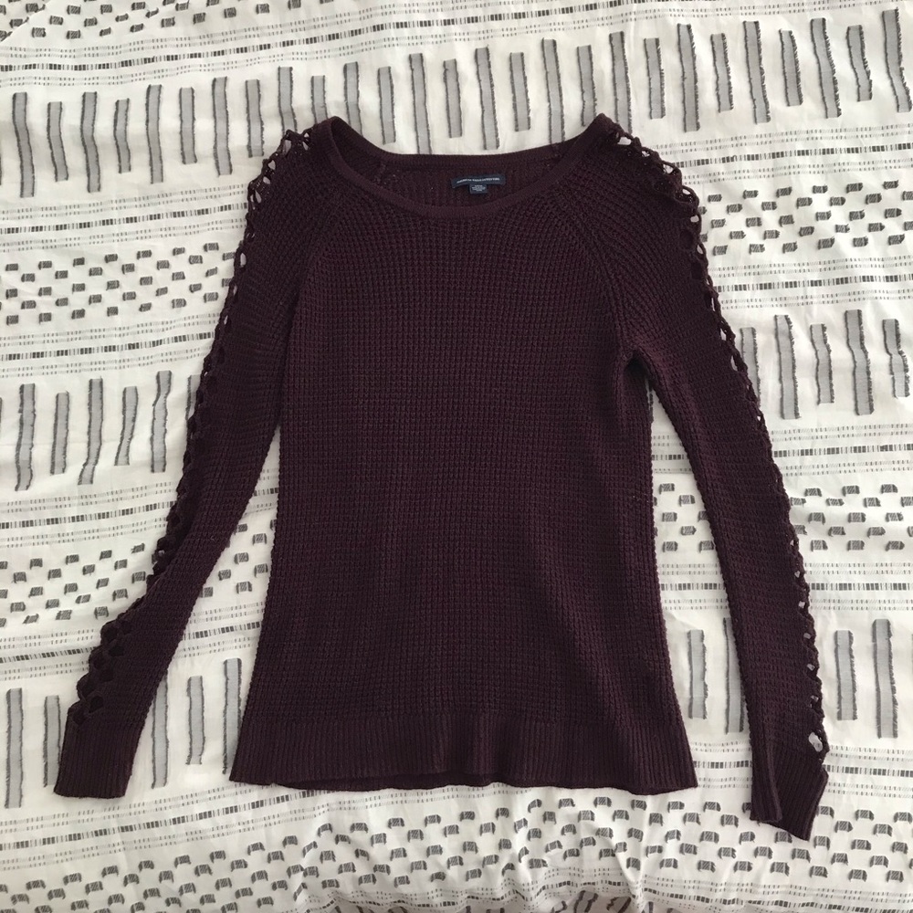 American Eagle Sweater